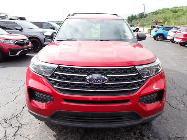 Photo of 2021 Rapid Red Metallic Tinted Clearcoat Ford Explorer