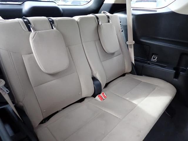 Photo of 2021 Rapid Red Metallic Tinted Clearcoat Ford Explorer