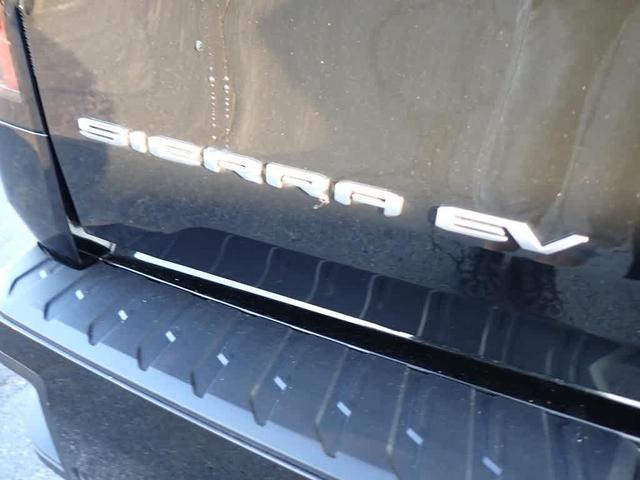 Photo of 2025 Onyx Black GMC Sierra EV