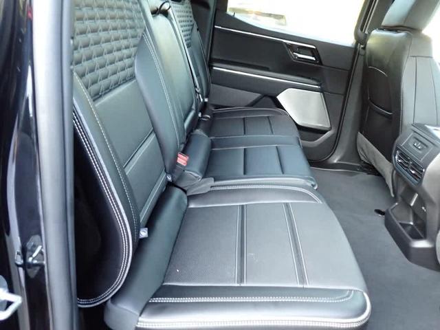 Photo of 2025 Onyx Black GMC Sierra EV
