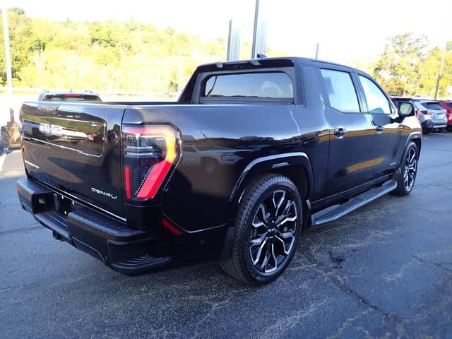 Photo of 2025 Onyx Black GMC Sierra EV