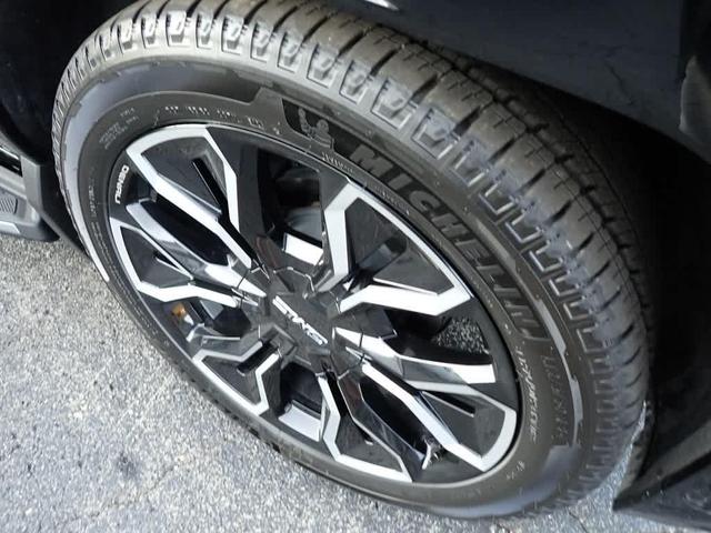 Photo of 2025 Onyx Black GMC Sierra EV