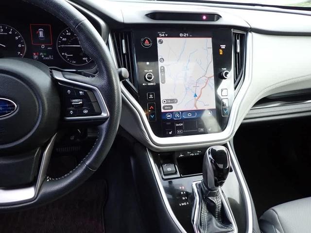 Photo of 2022 Ice Silver Metallic Subaru Outback