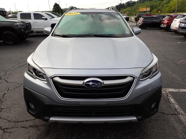 Photo of 2022 Ice Silver Metallic Subaru Outback