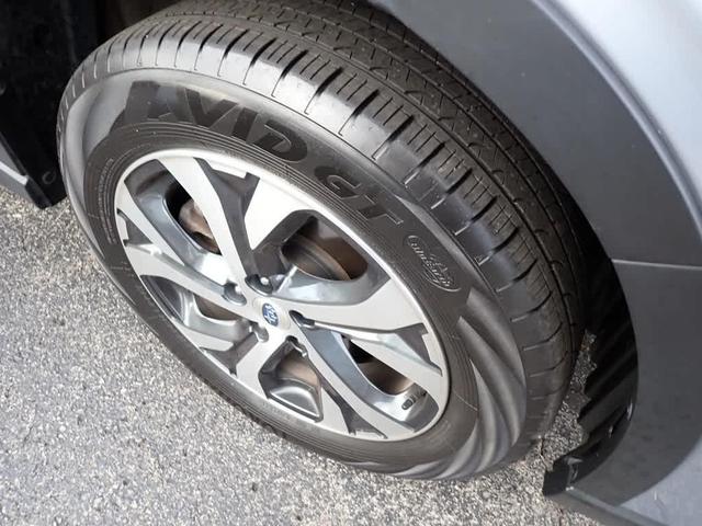Photo of 2022 Ice Silver Metallic Subaru Outback