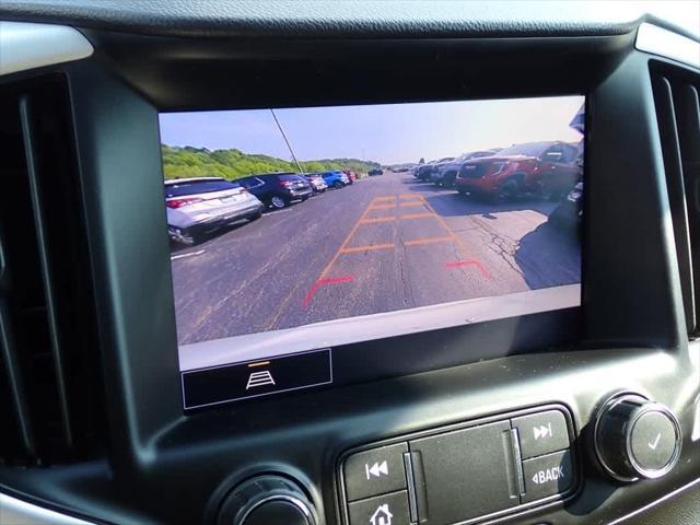 Photo of 2022 Summit White GMC Terrain