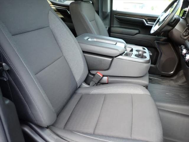Photo of 2024 Summit White GMC Sierra 1500