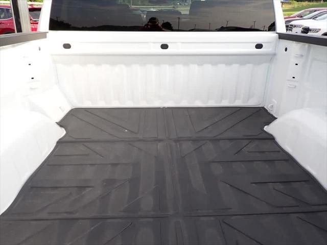 Photo of 2024 Summit White GMC Sierra 1500
