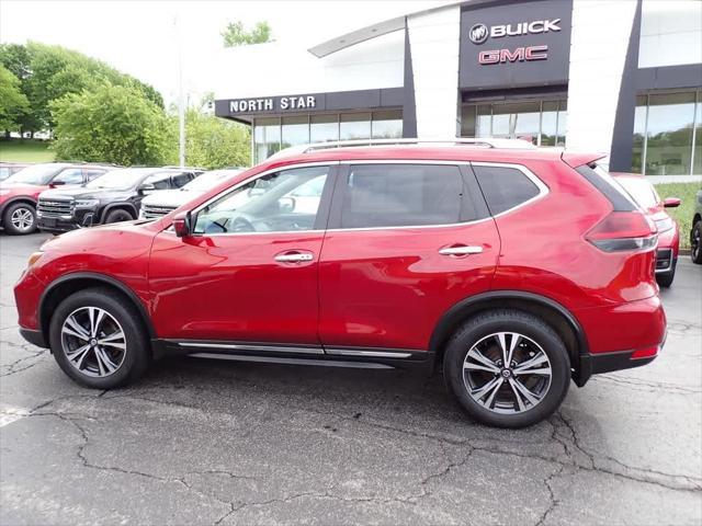 Photo of 2018 Scarlet Ember Nissan Rogue