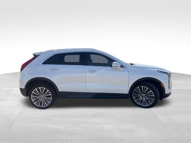 Photo of 2024 Crystal White Tri-Coat Cadillac XT4