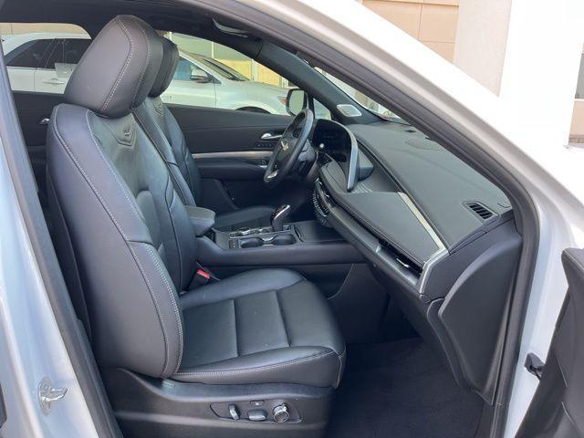 Photo of 2024 Crystal White Tri-Coat Cadillac XT4