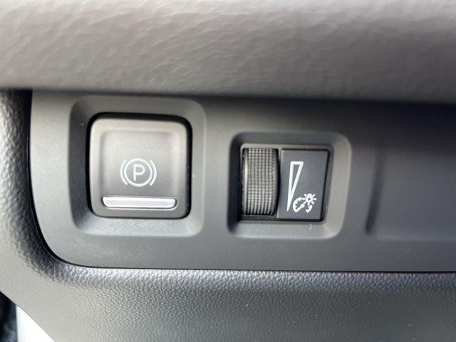 Photo of 2024 Crystal White Tri-Coat Cadillac XT4