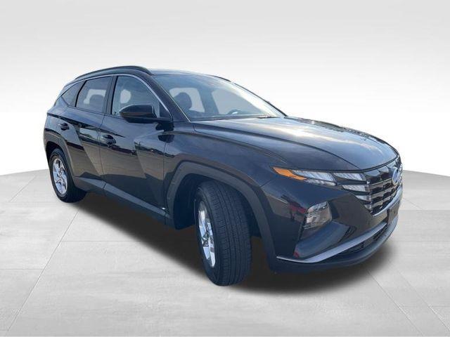 Photo of 2024 Black Pearl Hyundai TUCSON
