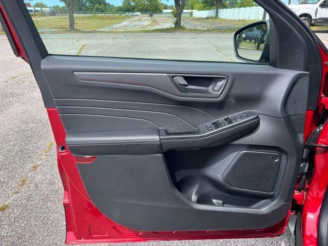 Photo of 2025 Red Metallic Ford Escape