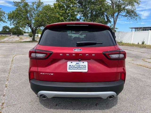 Photo of 2025 Red Metallic Ford Escape