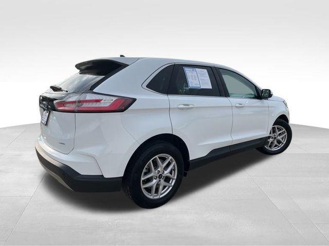 Photo of 2023 Oxford White Ford Edge
