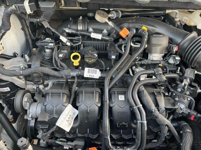 Photo of 2023 Oxford White Ford Edge