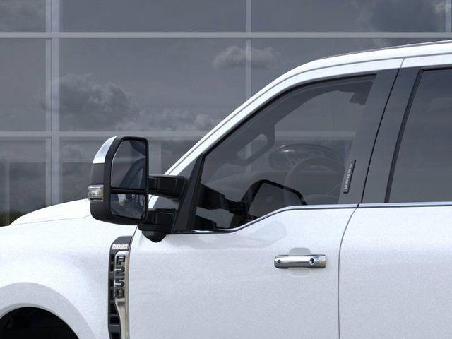 Photo of 2025 White Metallic Ford F-250