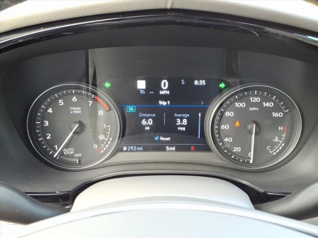 Photo of 2025 Crystal White Tricoat Cadillac XT5