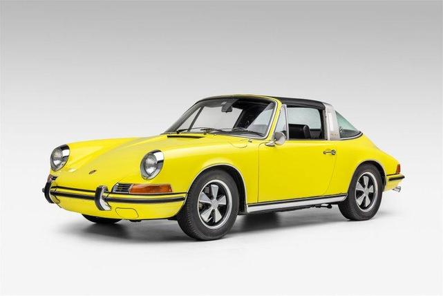 Photo of 1971 Light Yellow Porsche 911