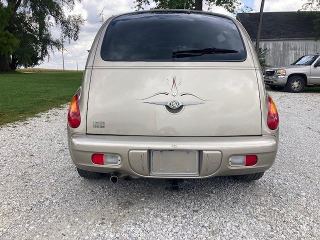 Photo of 2004 Pewter Chrysler PT Cruiser