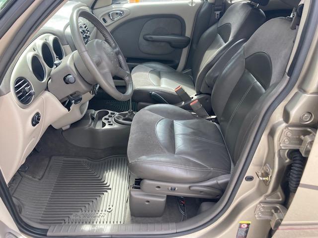 Photo of 2004 Pewter Chrysler PT Cruiser