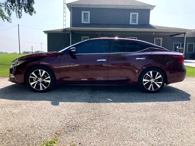 Photo of 2017 Maroon Nissan Maxima