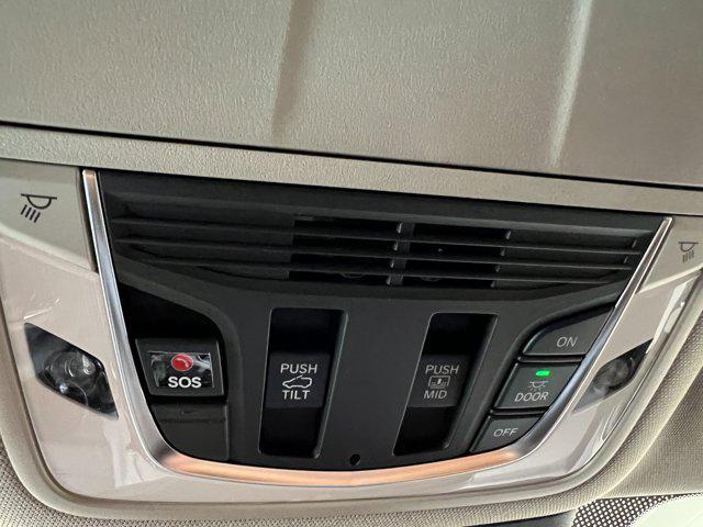 Photo of 2026 Liquid Carbon Metallic Acura MDX