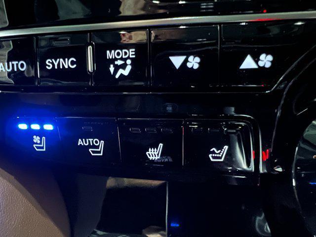 Photo of 2026 Liquid Carbon Metallic Acura MDX