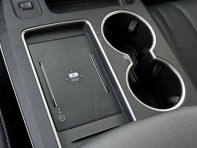 Photo of 2025 Majestic Black Pearl Acura MDX