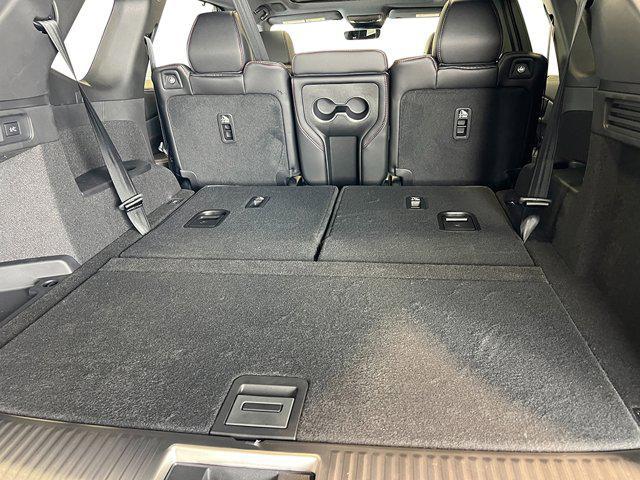 Photo of 2025 Apex Blue Pearl Acura MDX