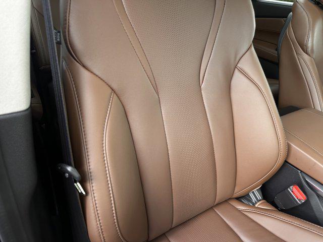 Photo of 2025 Majestic Black Pearl Acura MDX