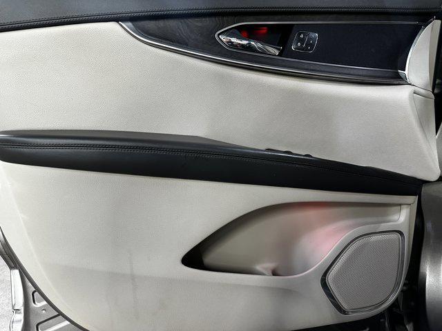 Photo of 2018 ICED MOCHA METALLIC Lincoln MKX