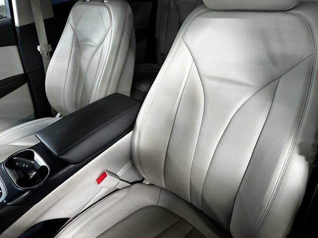 Photo of 2018 ICED MOCHA METALLIC Lincoln MKX