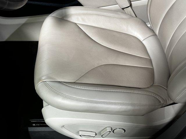 Photo of 2018 ICED MOCHA METALLIC Lincoln MKX