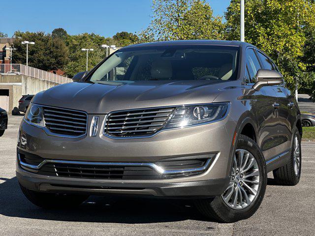 Photo of 2018 ICED MOCHA METALLIC Lincoln MKX