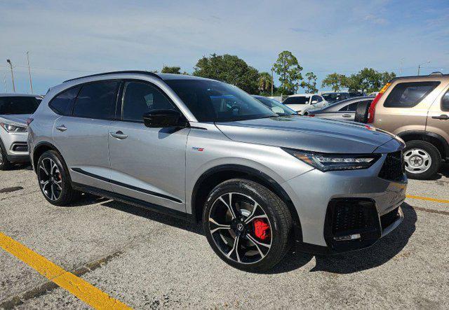 Photo of 2025 Lunar Silver Metallic Acura MDX