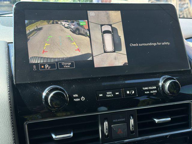 Photo of 2022 Aspen White Pearl Nissan Armada