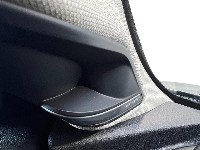 Photo of 2025 Majestic Black Pearl Acura MDX
