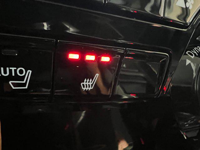 Photo of 2025 Majestic Black Pearl Acura MDX