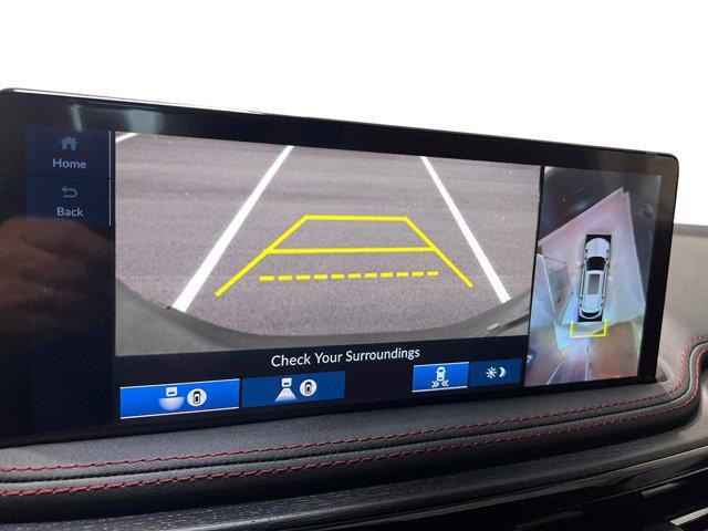 Photo of 2025 Platinum White Pearl Acura MDX