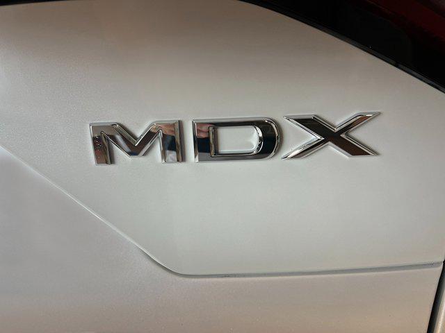 Photo of 2025 Platinum White Pearl Acura MDX