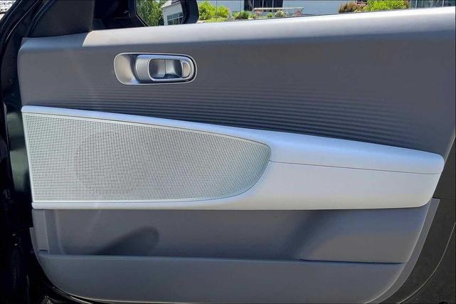 Photo of 2024 Onyx Black Hyundai IONIQ 6