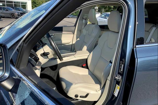 Photo of 2023 Denim Blue Metallic Volvo XC90