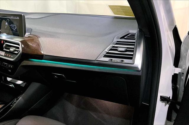 Photo of 2024 Alpine White BMW X3