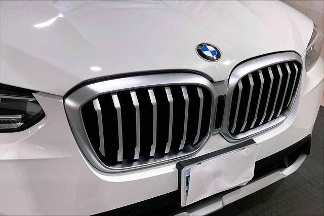 Photo of 2024 Alpine White BMW X3