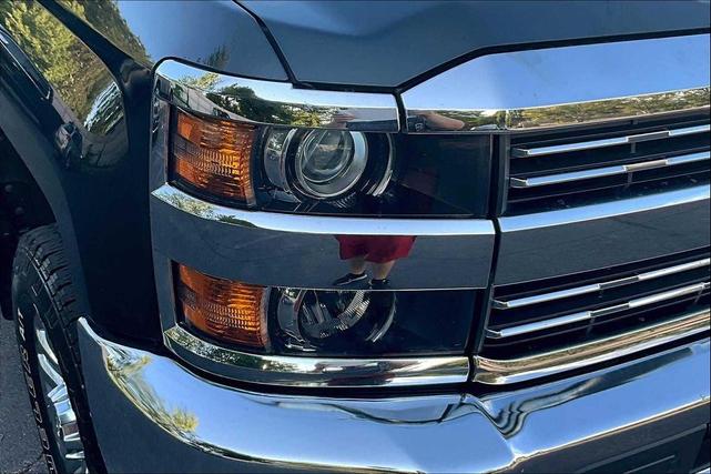 Photo of 2019 Graphite Metallic Chevrolet Silverado 2500