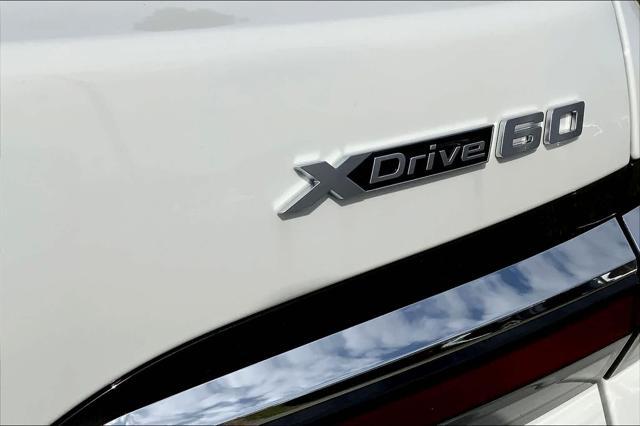 Photo of 2024 White BMW i7
