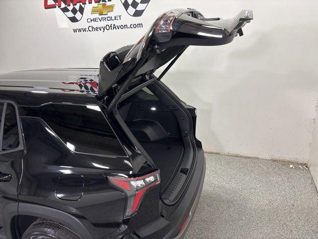 Photo of 2026 Mosaic Black Metallic Chevrolet Equinox