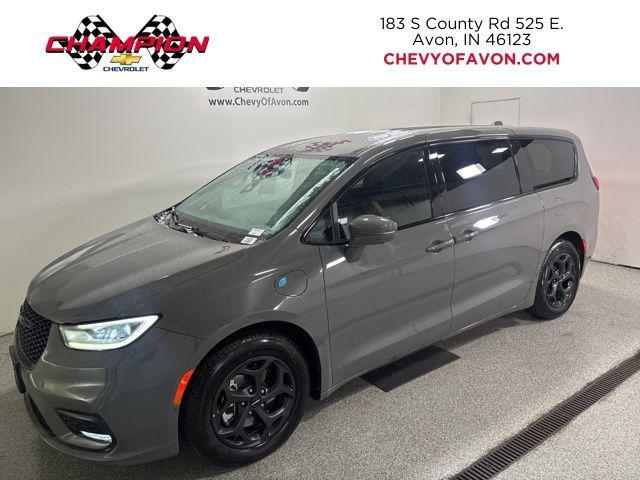 2022 Chrysler Pacifica Hybrid
